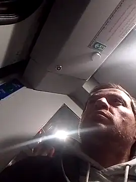 Snapshot of openlegsforyou chatting on 7, 11, 2025 openlegsforyou online show from 7, 11, 2025