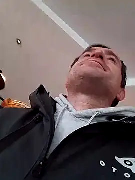 Snapshot of openlegsforyou chatting on 25, 11, 2025 openlegsforyou online show from 25, 11, 2025