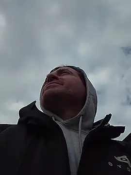 Snapshot of openlegsforyou chatting on 14, 1, 2026 openlegsforyou online show from 14, 1, 2026