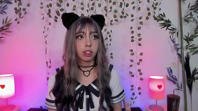 Nyx nayla online show from 6, 3, 2025