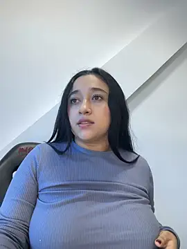 Snapshot of cata_megan chatting on 1, 1, 2025 cata megan online show from 1, 1, 2025