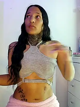 Snapshot of Nicole420squirt chatting on 5, 2, 2025 Nicole420squirt online show from 5, 2, 2025