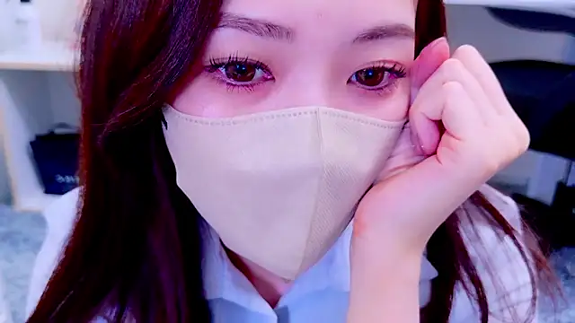 oxo yuna oxo online show from 4, 12, 2024