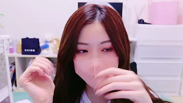 oxo yuna oxo online show from 4, 1, 2025