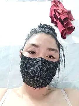 girldam95 online show from 4, 12, 2025