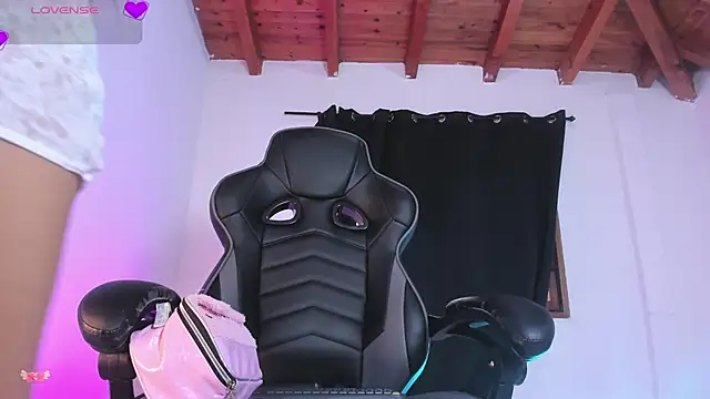 Snapshot of Daila_20_ chatting on 27, 9, 2025 Daila 20 online show from 27, 9, 2025