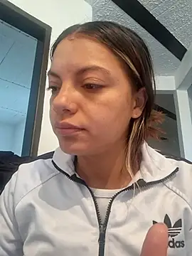 Snapshot of Daila_20_ chatting on 2, 12, 2025 Daila 20 online show from 2, 12, 2025