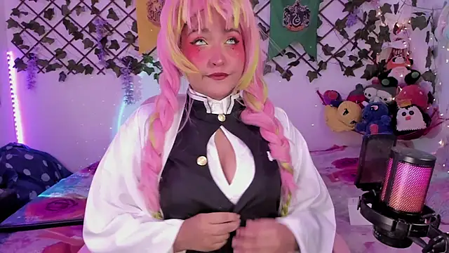 Snapshot of cutepie_uwu_ chatting on 8, 1, 2025 cutepie uwu online show from 8, 1, 2025