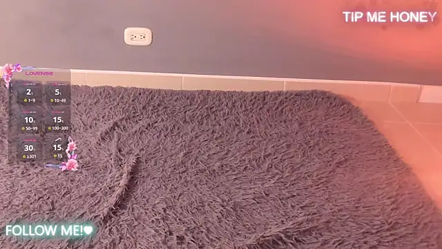 Snapshot of juanmiss chatting on 10, 3, 2025 juanmiss online show from 10, 3, 2025