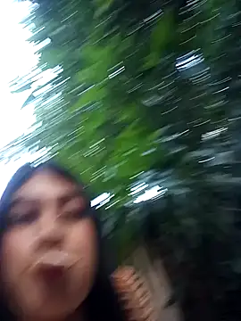 Julix A online show from 4, 1, 2025