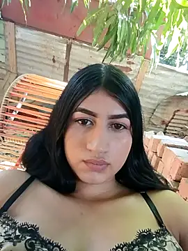 Julix A online show from 26, 9, 2025