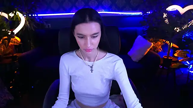 Snow WhiteeeX online show from 21, 1, 2025