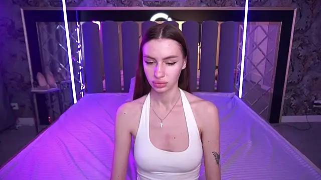 Snow WhiteeeX online show from 25, 4, 2026