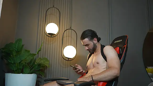 Austin bolt online show from 19, 1, 2025