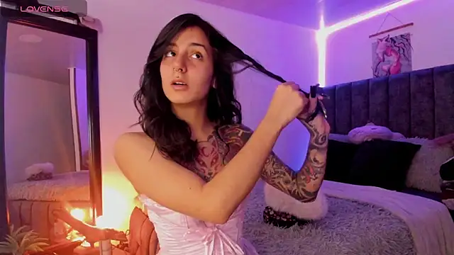 Alice woodville online show from 14, 2, 2025