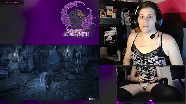 Snapshot of Rae-Suon chatting on 8, 1, 2025 Rae-Suon online show from 8, 1, 2025