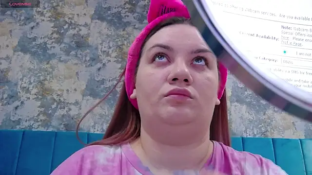 MelanieBrownn online show from 28, 12, 2024