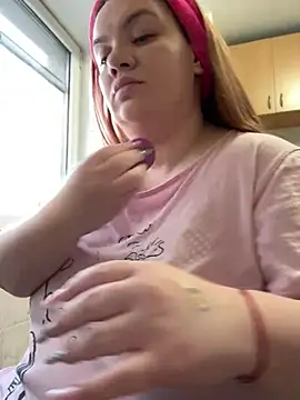 MelanieBrownn online show from 13, 2, 2025