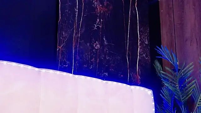 MelanieBrownn online show from 28, 4, 2026