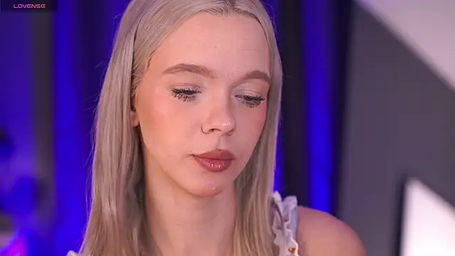  AlinaBailey online show from 8, 2, 2026