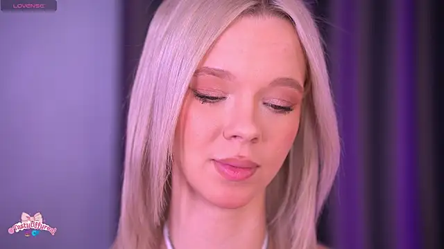  AlinaBailey online show from 27, 4, 2026