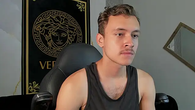 Desmon Clark online show from 4, 1, 2025