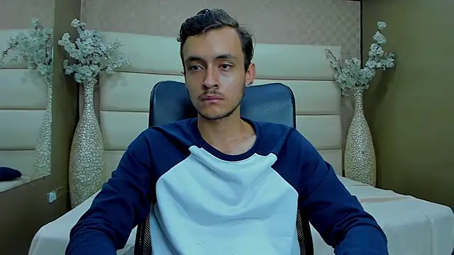 Desmon Clark online show from 2, 2, 2025