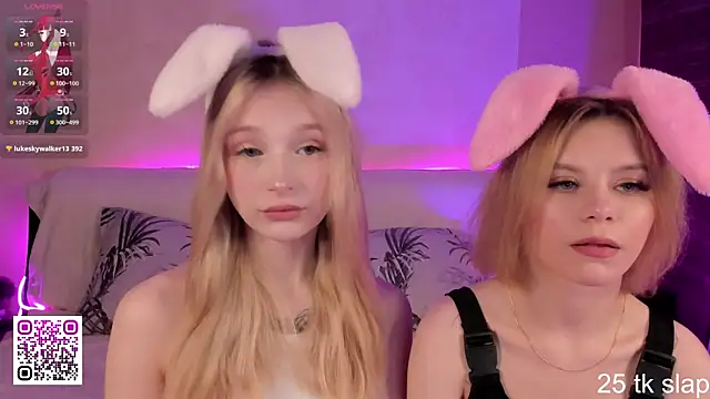 Snapshot of Naughty__Couplles chatting on 17, 3, 2025 Naughty Couplles online show from 17, 3, 2025