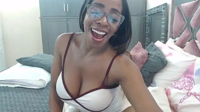 Ginachaudex online show from 11, 7, 2026
