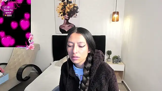 Scarlett  bell online show from 12, 3, 2025