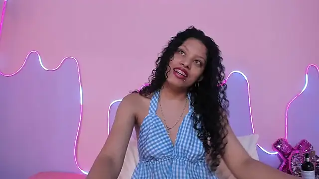 Snapshot of Mingie_Rouse chatting on 9, 5, 2026 Mingie Rouse online show from 9, 5, 2026
