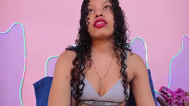 Snapshot of Mingie_Rouse chatting on 10, 6, 2026 Mingie Rouse online show from 10, 6, 2026