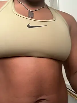 Snapshot of TransboyJay chatting on 4, 3, 2026 TransboyJay online show from 4, 3, 2026