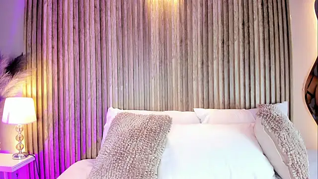 HannaPaola online show from 24, 3, 2026