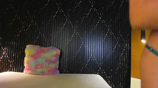 Snapshot of valentina_lux chatting on 29, 9, 2025 valentina lux online show from 29, 9, 2025