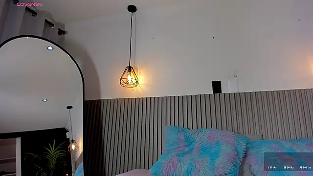 valentina lux online show from 12, 6, 2026