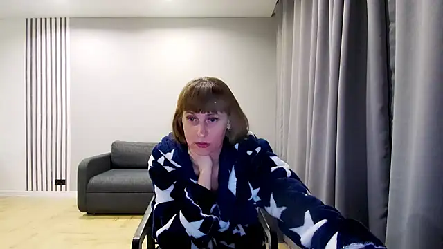 Snapshot of Daniella_Lorente chatting on 5, 1, 2025 Daniella Lorente online show from 5, 1, 2025