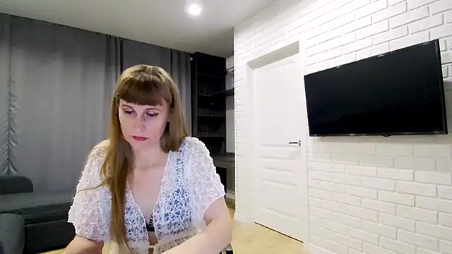 Snapshot of Daniella_Lorente chatting on 8, 11, 2025 Daniella Lorente online show from 8, 11, 2025