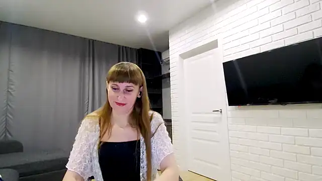 Snapshot of Daniella_Lorente chatting on 25, 11, 2025 Daniella Lorente online show from 25, 11, 2025