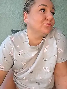 Anna Curvy online show from 21, 10, 2025