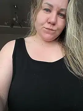 Anna Curvy online show from 11, 2, 2026