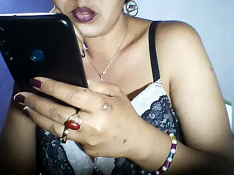 layanah12 online show from 30, 9, 2025