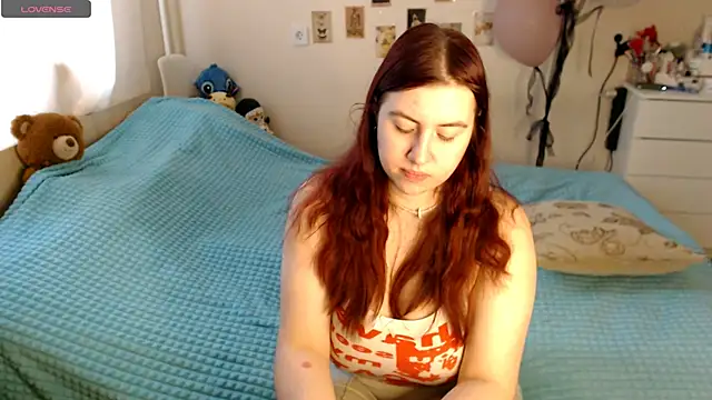 Snapshot of BettyandRich_ chatting on 17, 10, 2025 BettyandRich online show from 17, 10, 2025