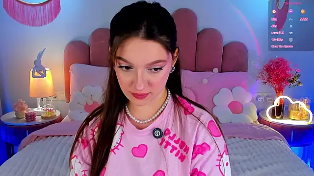 Snapshot of GiaCale chatting on 19, 9, 2025 GiaCale online show from 19, 9, 2025