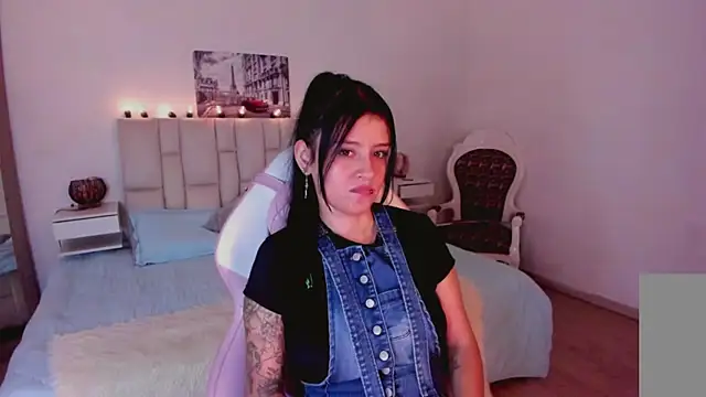 yenny garcia online show from 23, 7, 2026
