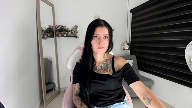 yenny garcia online show from 27, 7, 2026