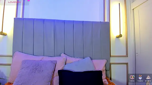 Snapshot of Mindy_sweety chatting on 1, 10, 2025 Mindy sweety online show from 1, 10, 2025