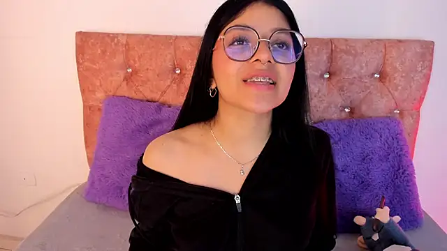 Snapshot of lana_dol chatting on 3, 2, 2025 lana dol online show from 3, 2, 2025