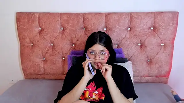 Snapshot of lana_dol chatting on 10, 3, 2025 lana dol online show from 10, 3, 2025