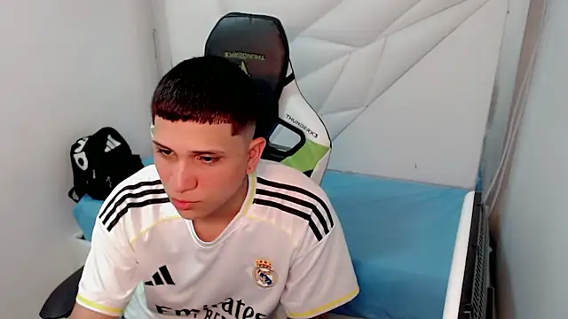 Brayan lopezz online show from 15, 1, 2026